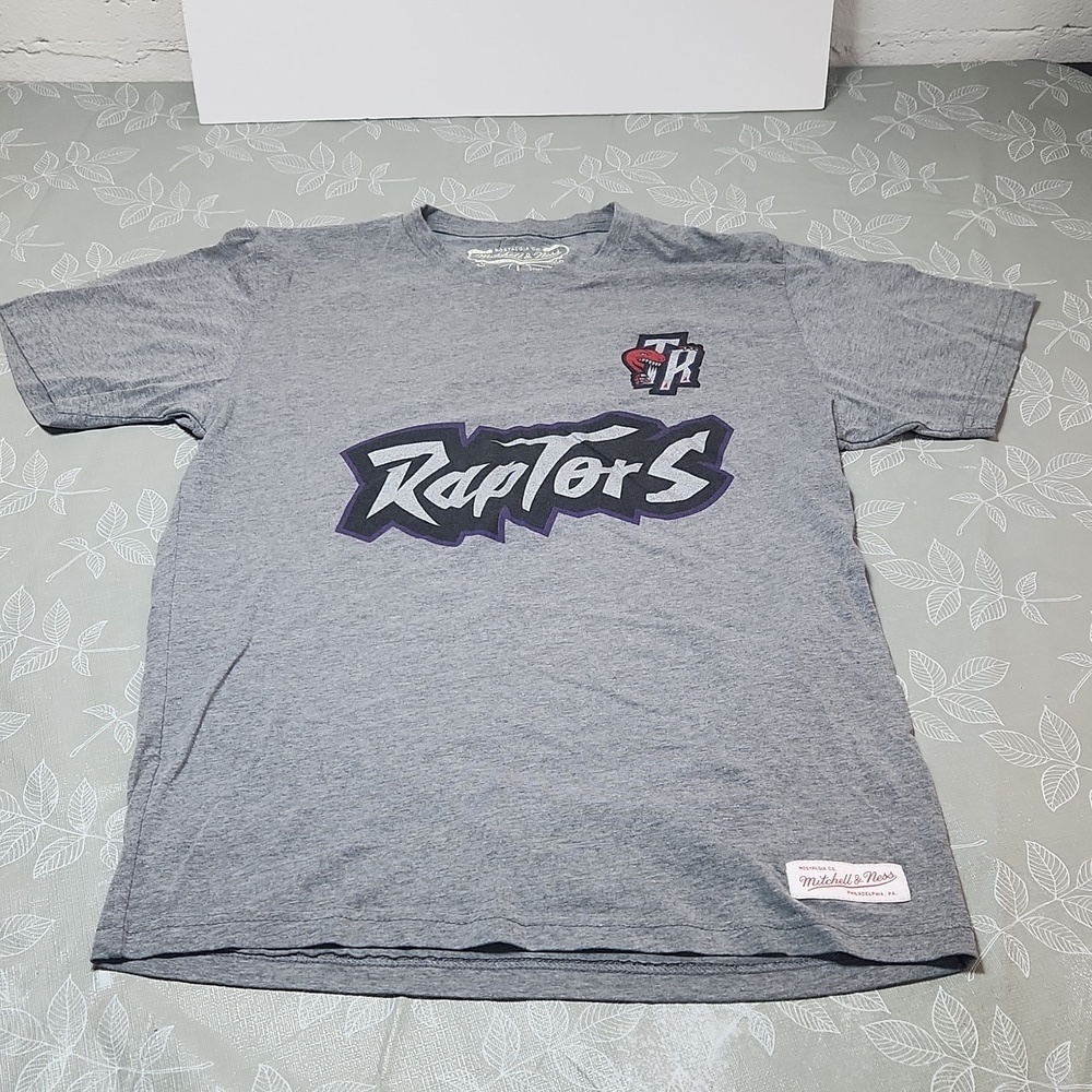 Mitchell & Ness Toronto Raptors Shirt
